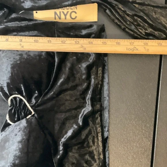 Madden NYC Crop Top Women M Black Velvet Rhinestone Heart Glam Dark Corquette - Picture 10 of 12